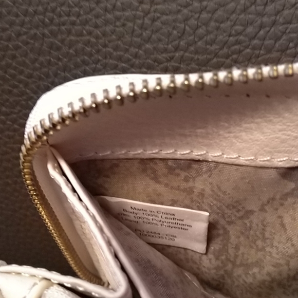 Elliott Lucca zip wallet - Picture 7 of 8